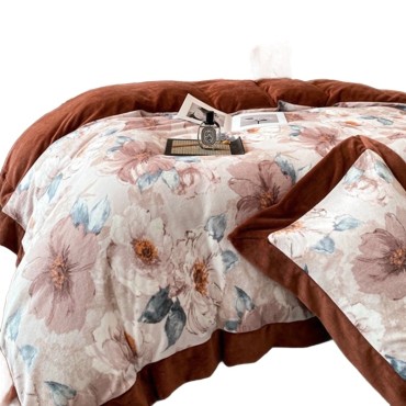A set of velvet bedding