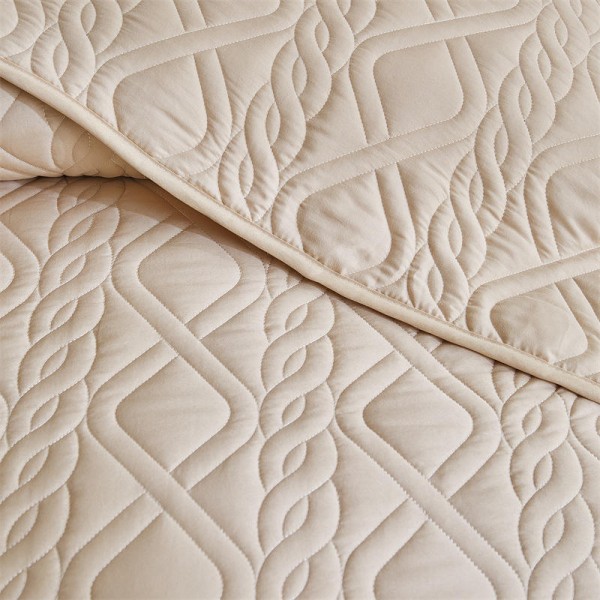 Breathable and cool summer bedding set