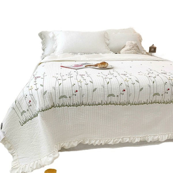 Summer Smooth Pleated Edge Double Bed Cover for Summer