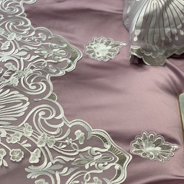 High-support, high-density, skin-friendly lace cotton set