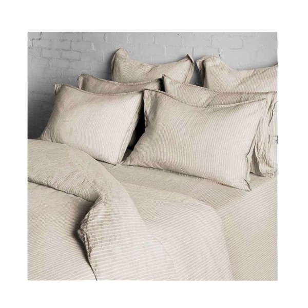 A flexible and smooth linen bedding set
