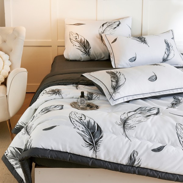 A large-sized eco-friendly breathable bedding set