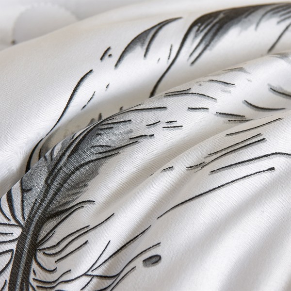 A large-sized eco-friendly breathable bedding set