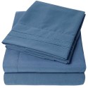 A deep-pocket anti-wrinkle and fade-resistant bedding set