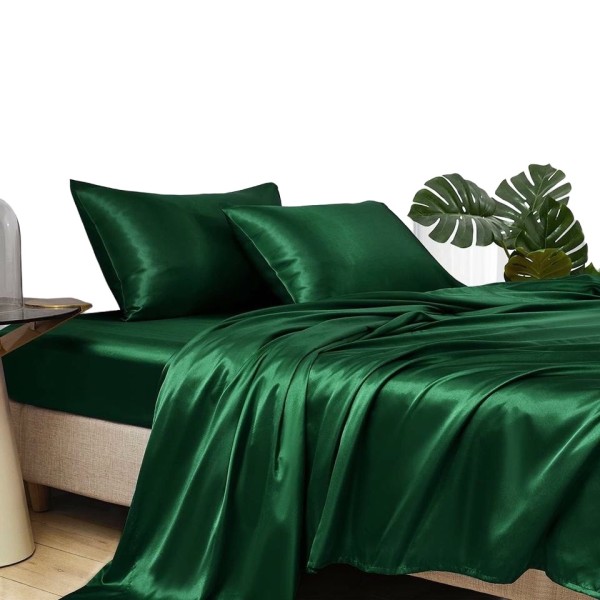 A set of breathable and smooth silk satin bedding products