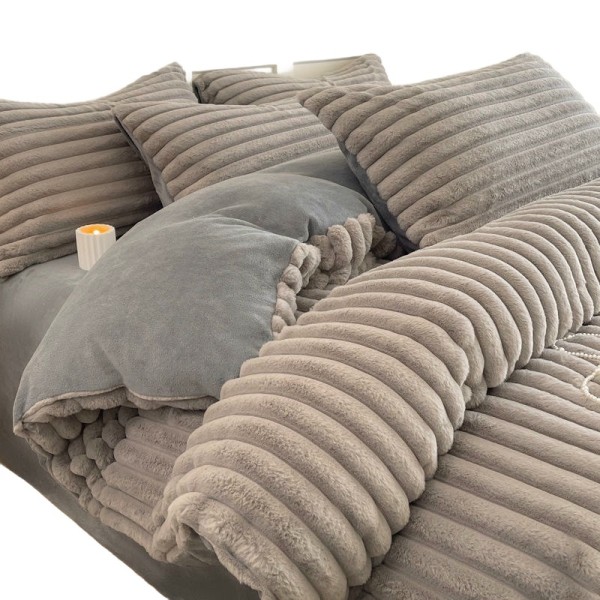 A set of fine-textured fleece bedding products