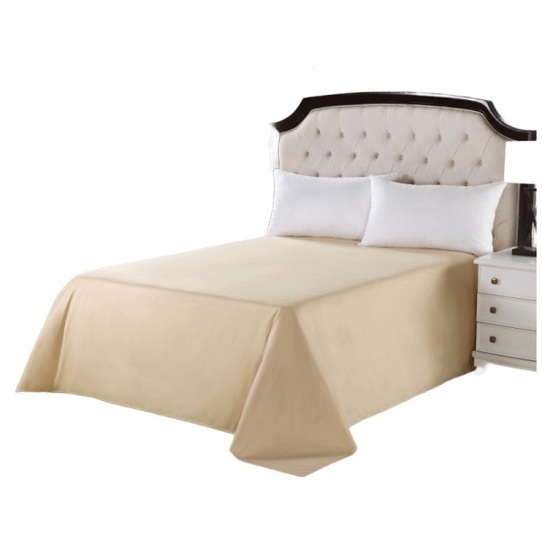 A pure white, skin-friendly cotton bedding set