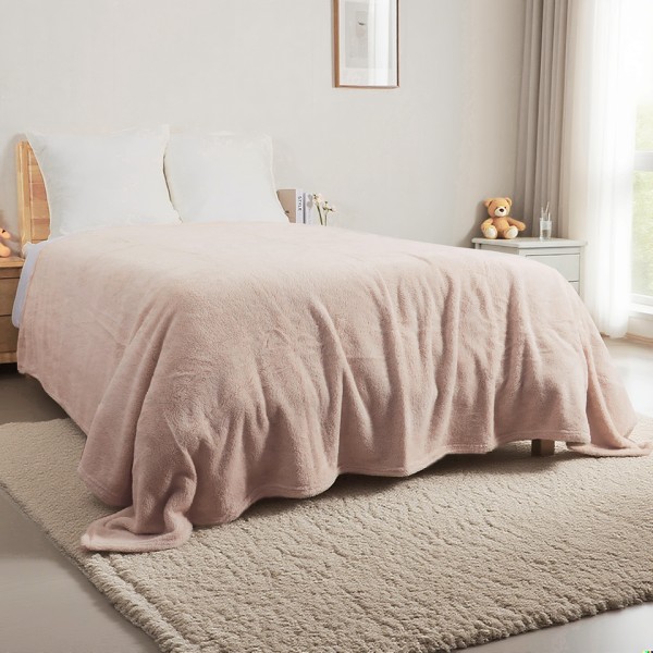 Ultra-soft winter velvet-faced blanket