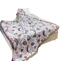A reversible tassel bedspread made from all-cotton material