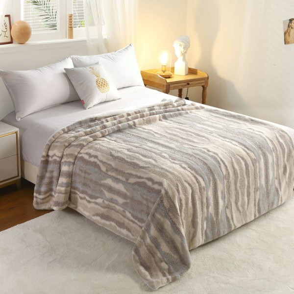 Light Luxury Skin-Friendly Thick Velvety Flannel Blanket