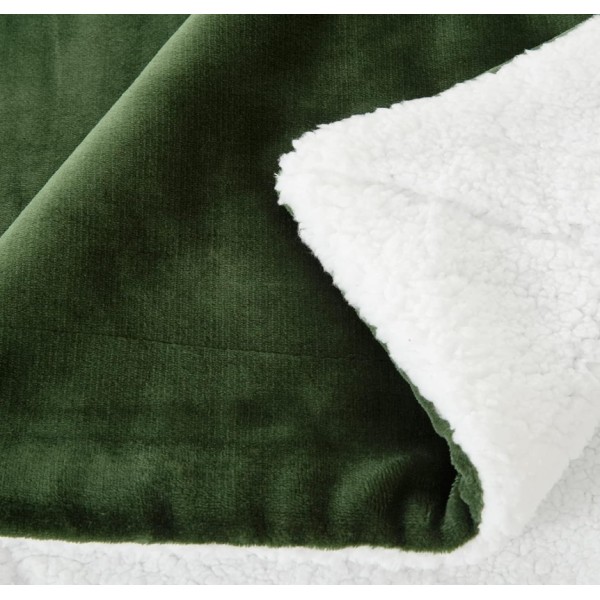 A warm and skin-friendly fleece-covered blanket